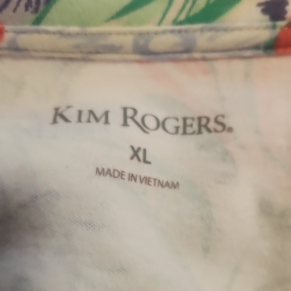 Kim Rogers Multicolor Floral Top - Picture 4 of 5
